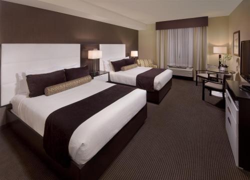 10384_010_guestroom